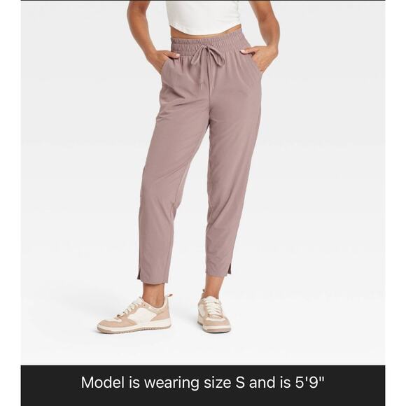 All in Motion Women’s Active Light High Rise Taper Pants, S - Picture 1 of 9